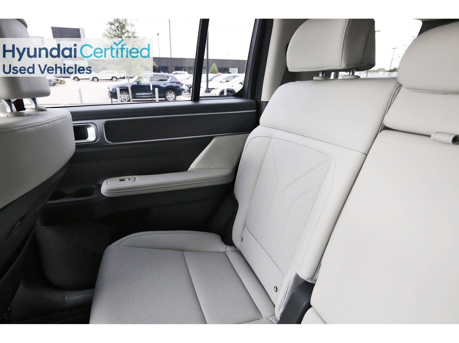 Used 2025 Hyundai Santa Fe SEL image 14