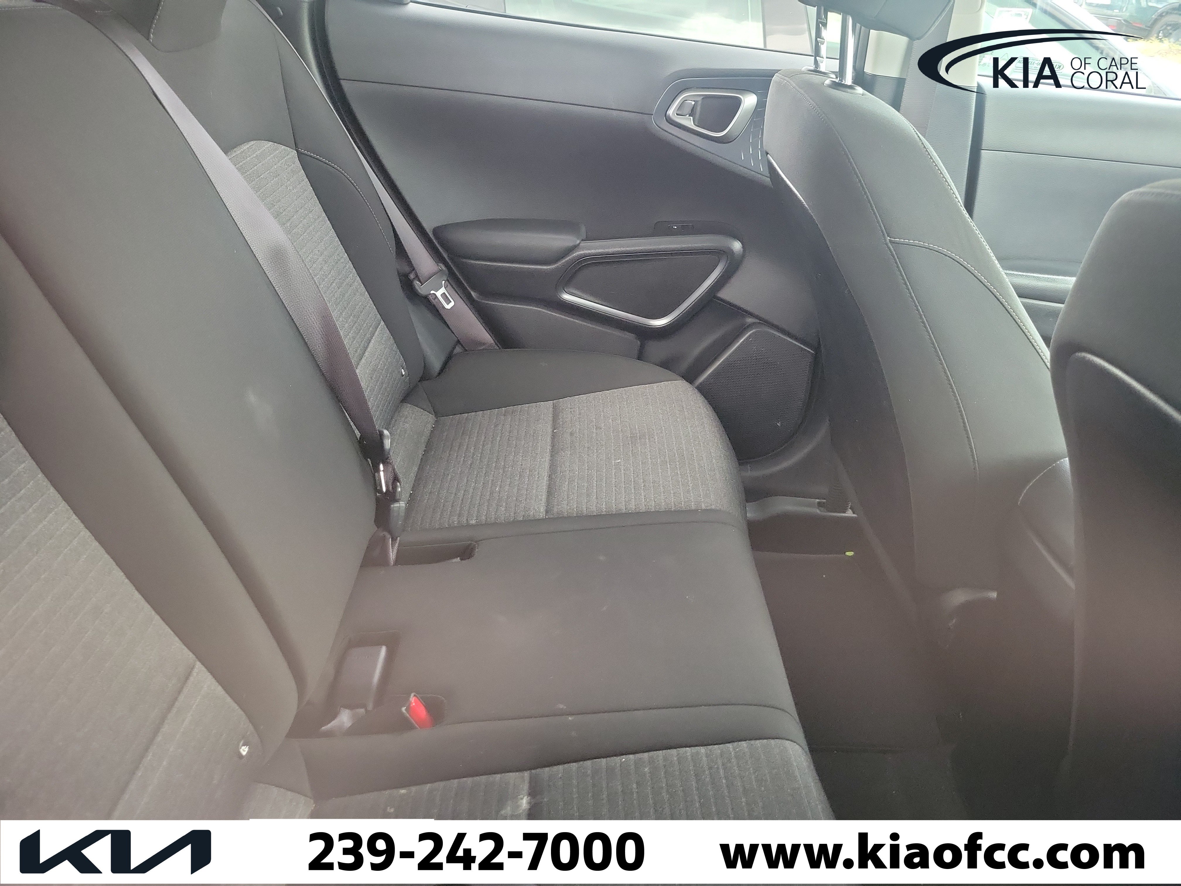 Used 2020 Kia Soul S FWD image 10