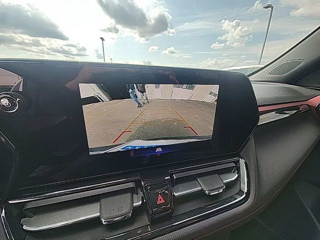 Used 2025 Chevrolet TrailBlazer RS w/ Convenience Package image 21