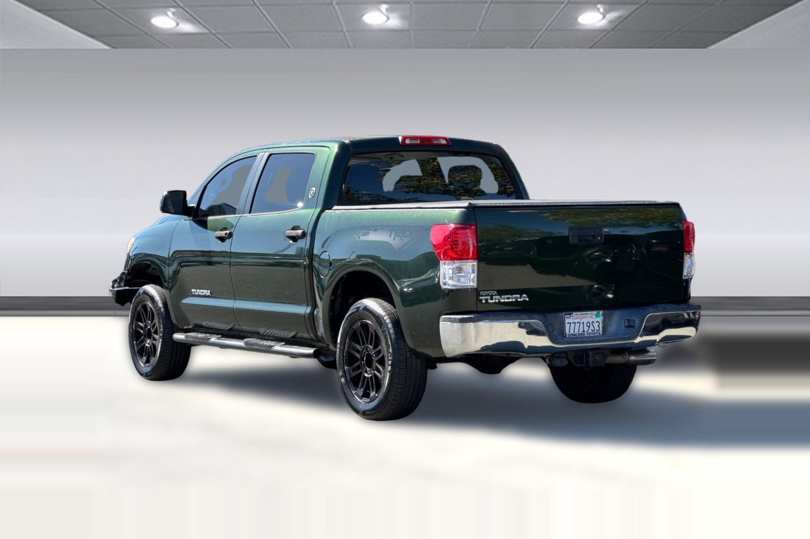 Used 2013 Toyota Tundra 2WD CrewMax w/ Tow Pkg image 3