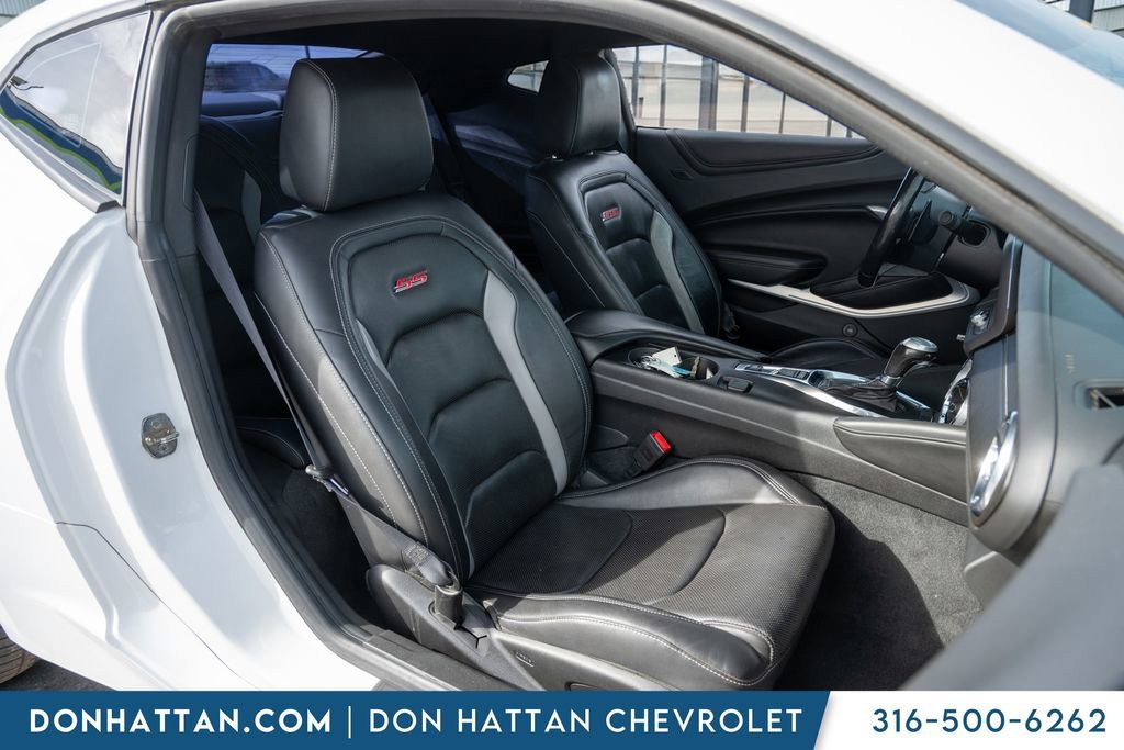Used 2019 Chevrolet Camaro SS image 25