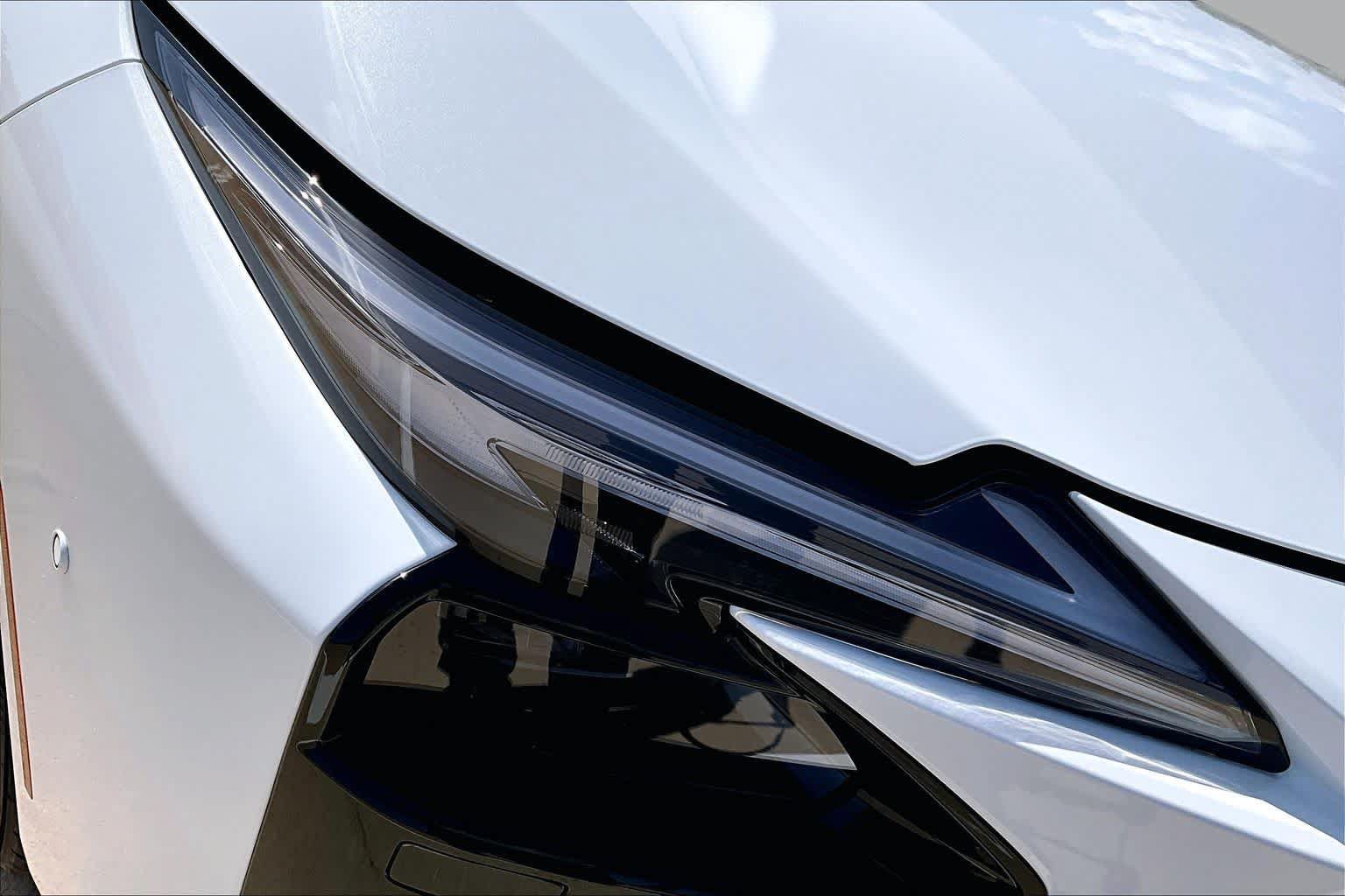 New 2026 Lexus ES 350e FWD image 13