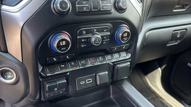 Used 2019 Chevrolet Silverado 1500 RST AWD/4WD image 18