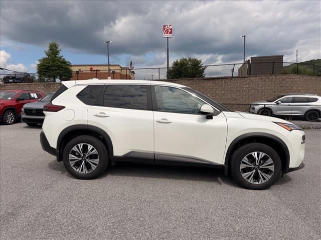 Used 2023 Nissan Rogue SV AWD/4WD image 13