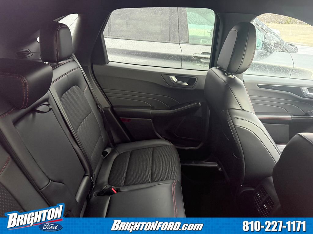 Certified 2025 Ford Escape ST-Line w/ Tech Pack #1 image 10