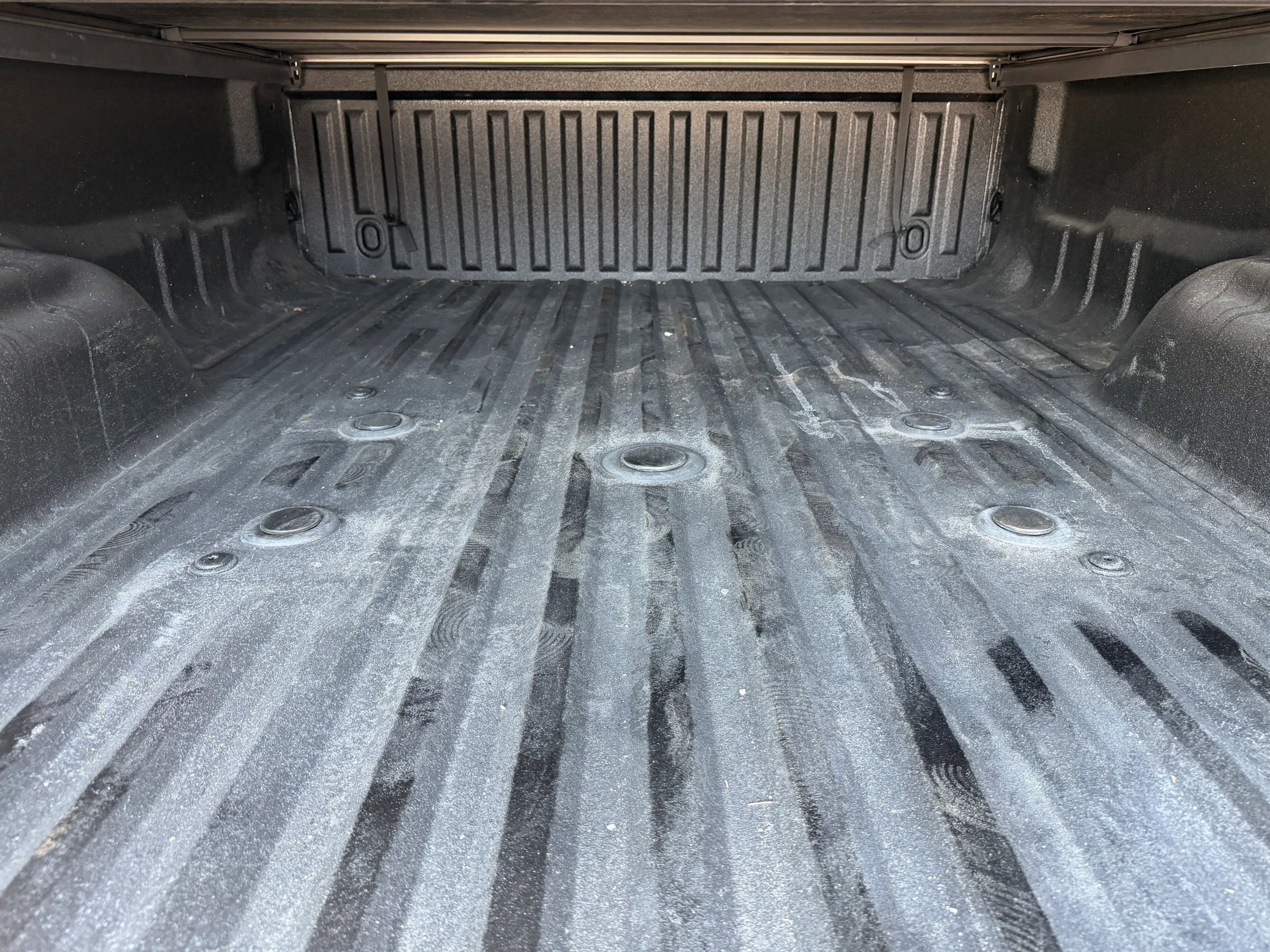 Used 2015 Ford F350 Lariat image 5