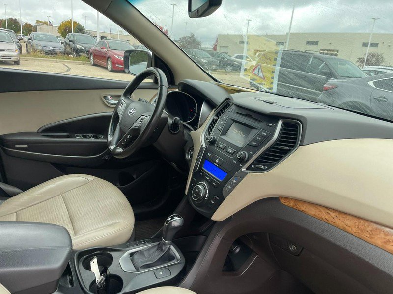 Used 2014 Hyundai Santa Fe Sport 2.0T image 2