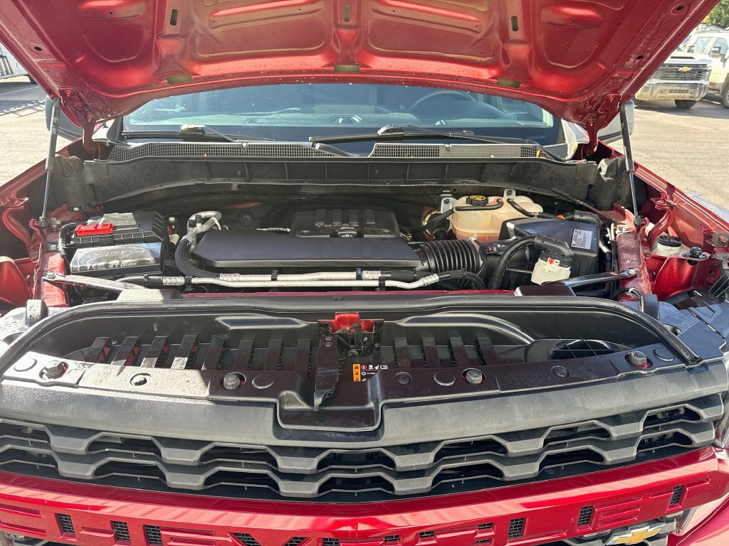 Used 2021 Chevrolet Silverado 1500 Custom AWD/4WD image 28