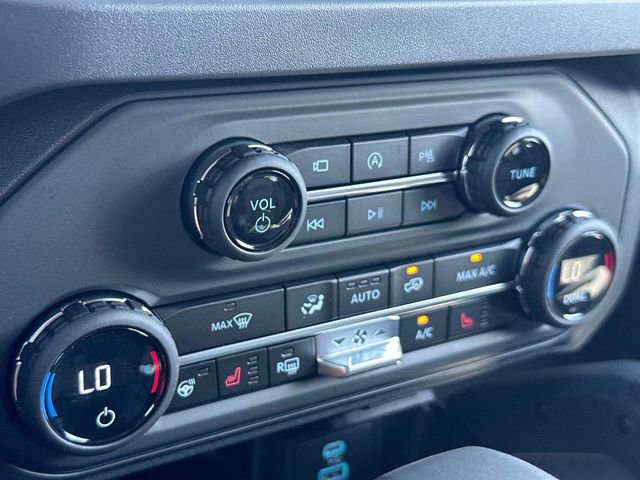 New 2025 Ford Bronco Badlands image 32