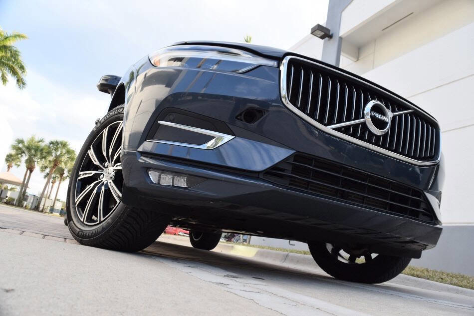 Used 2018 Volvo XC60 T5 Inscription w/ Luxury Seat Package image 13