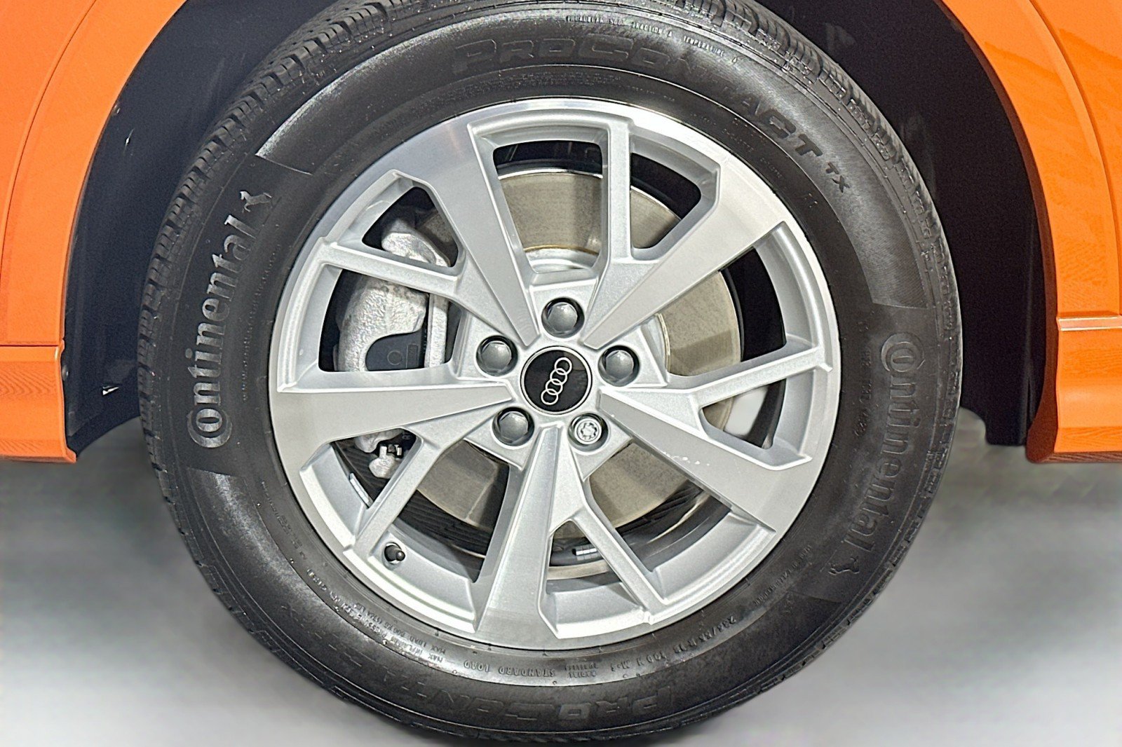 Used 2024 Audi Q3 2.0T Premium w/ Convenience Package AWD/4WD image 11