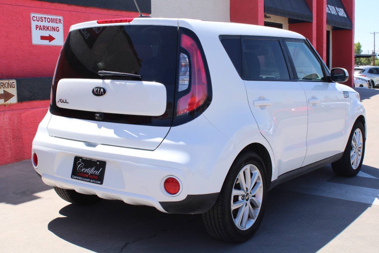 Used 2018 Kia Soul + FWD image 6