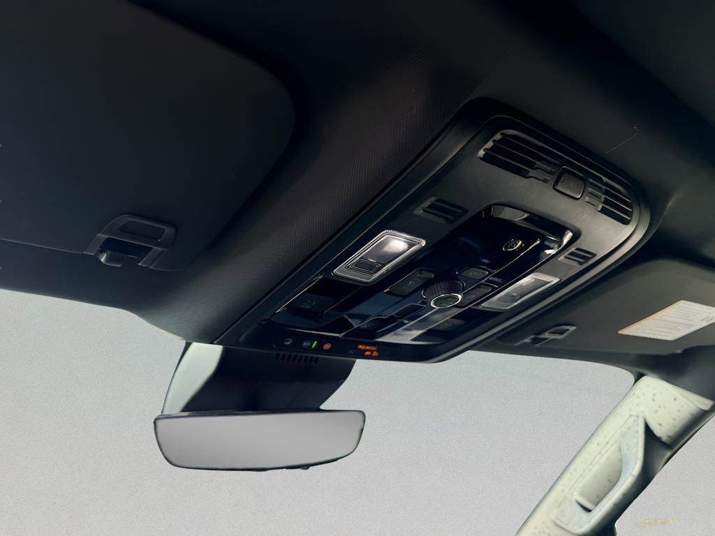 New 2026 Chevrolet Suburban Premier image 27