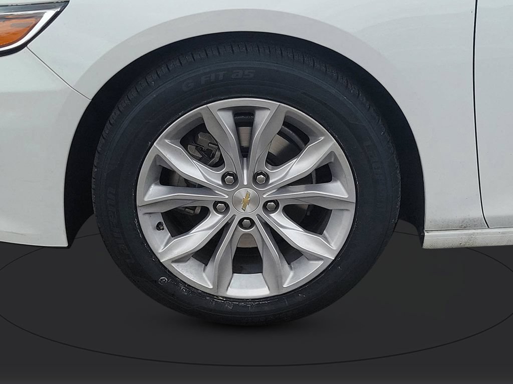 Used 2022 Chevrolet Malibu LT FWD image 9