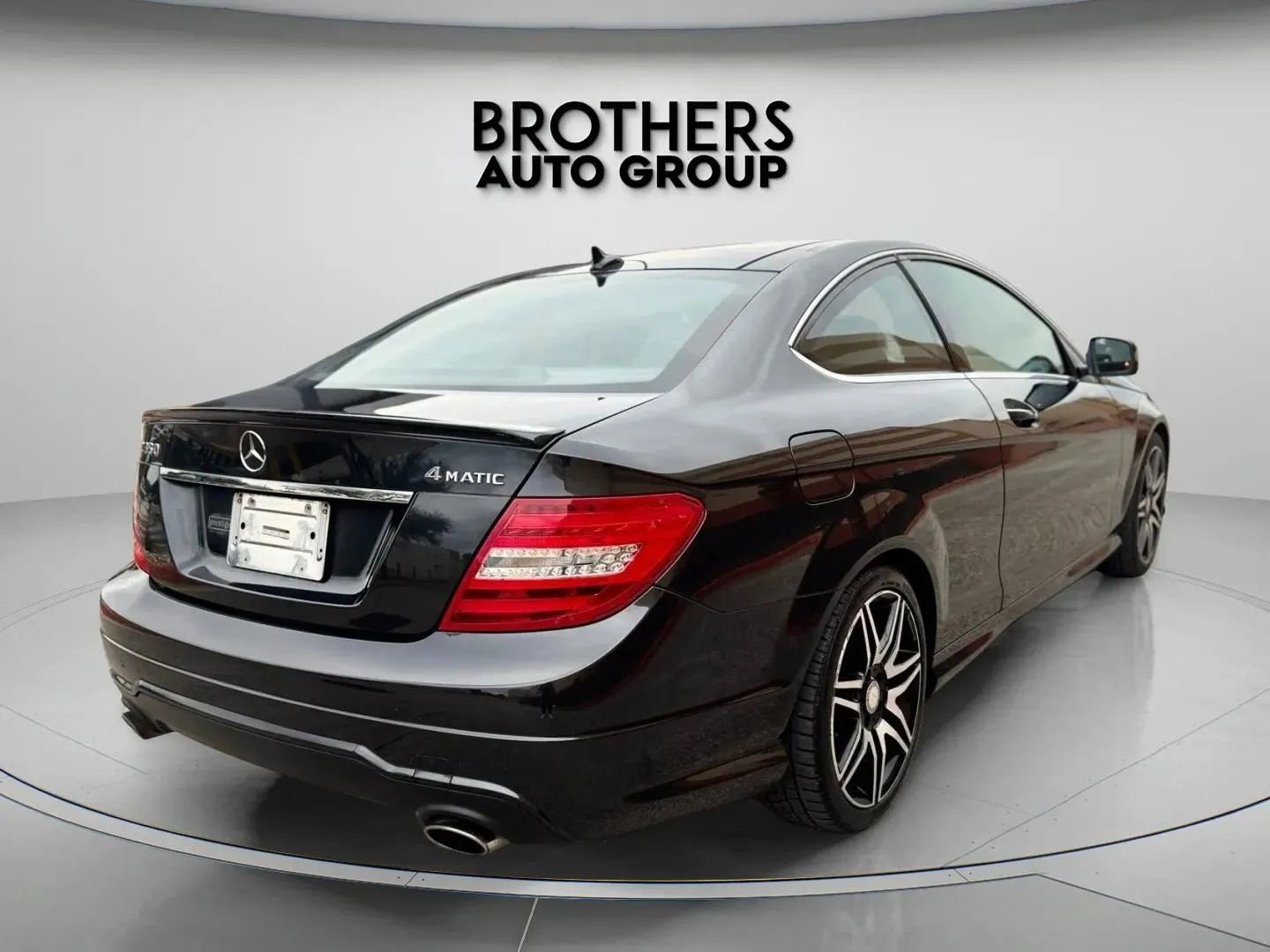 Used 2015 Mercedes-Benz C 350 4MATIC Coupe image 10