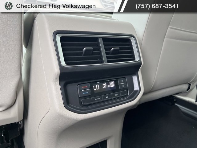 New 2025 Volkswagen Atlas SE image 55