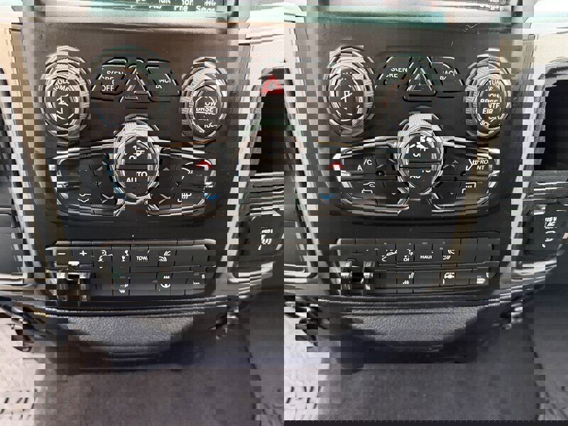 Used 2018 RAM 2500 Lone Star image 38