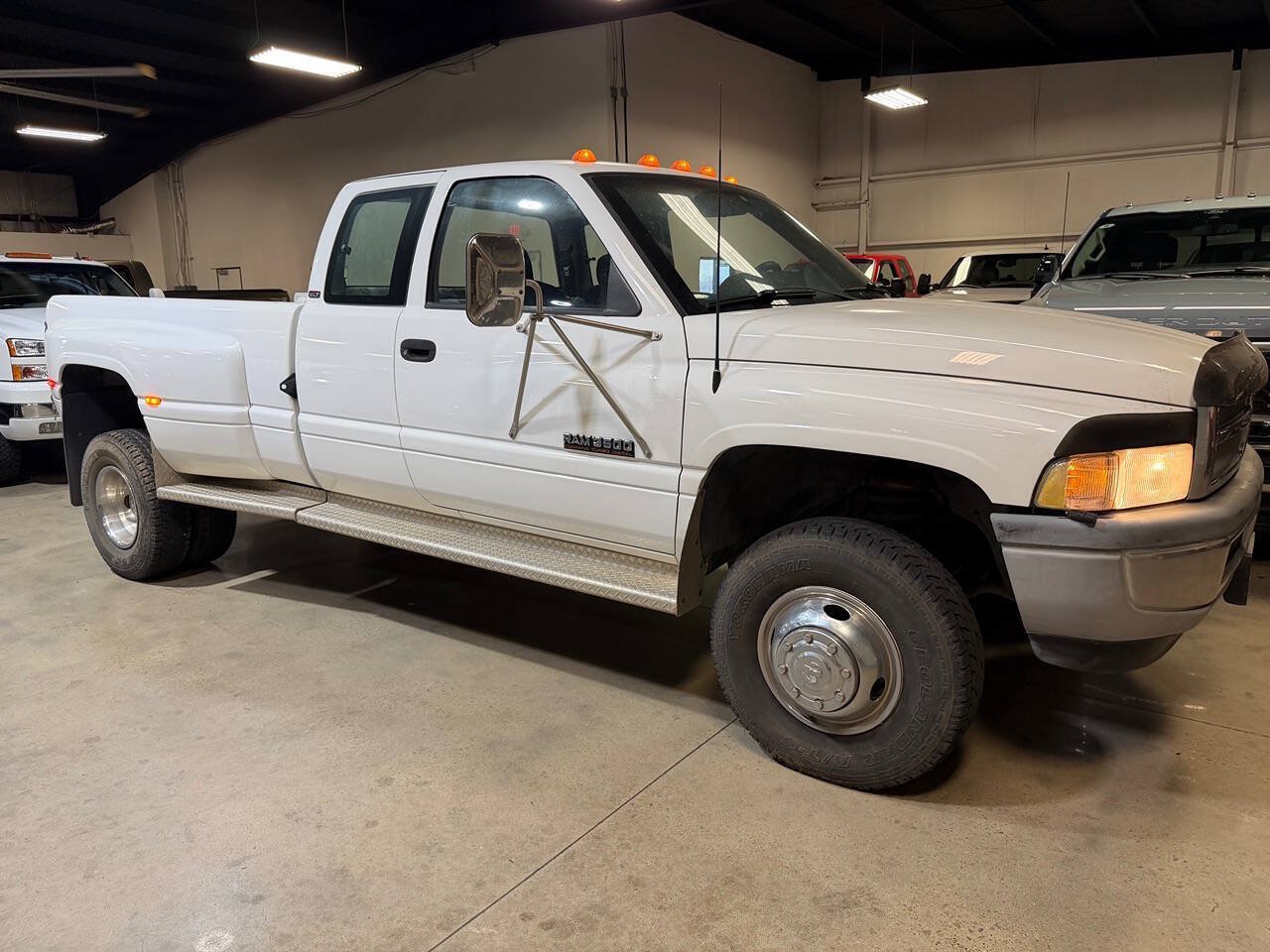 Used 1996 Dodge Ram 3500 Truck 4x4 Club Cab image 1