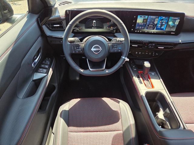 New 2026 Nissan Kicks SR w/ Cold Weather Package AWD/4WD image 3