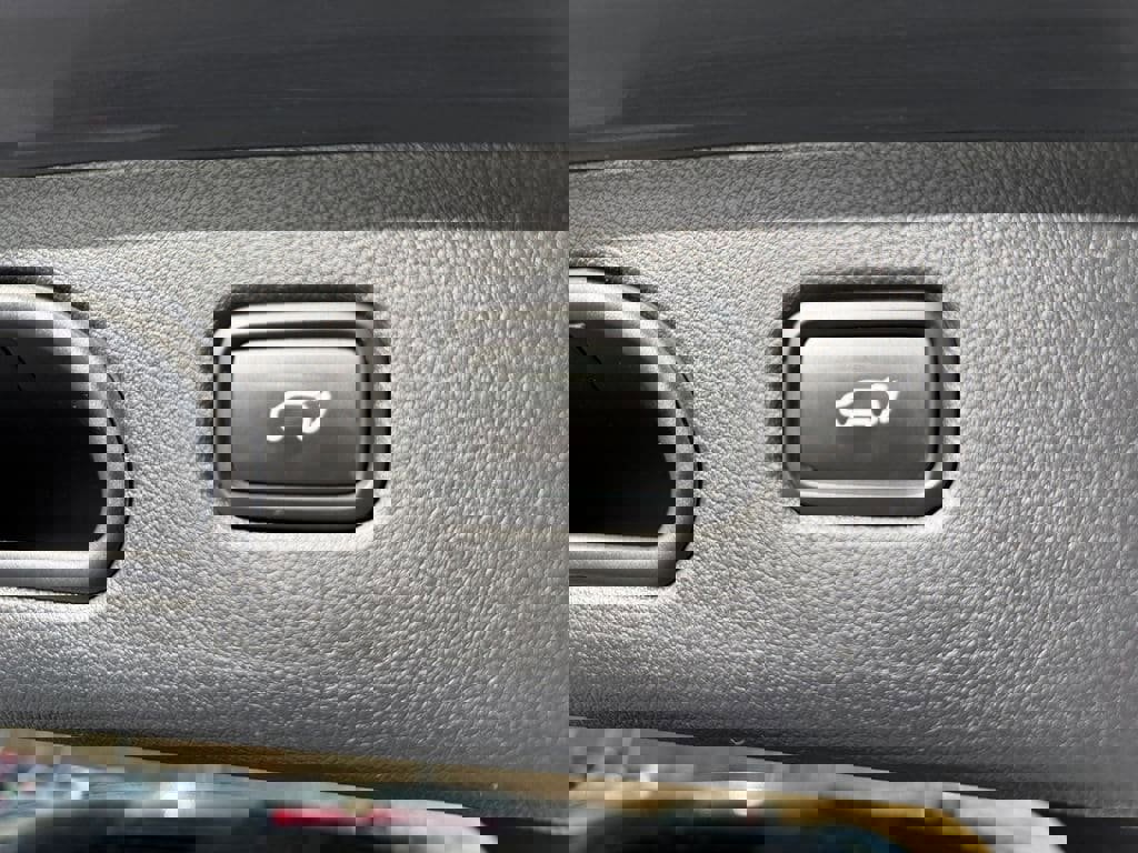 Used 2020 Kia Sportage EX image 27