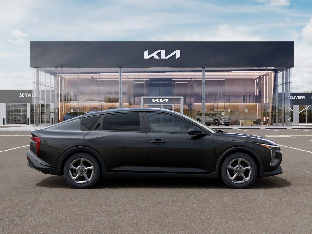 New 2026 Kia K4 LXS image 7