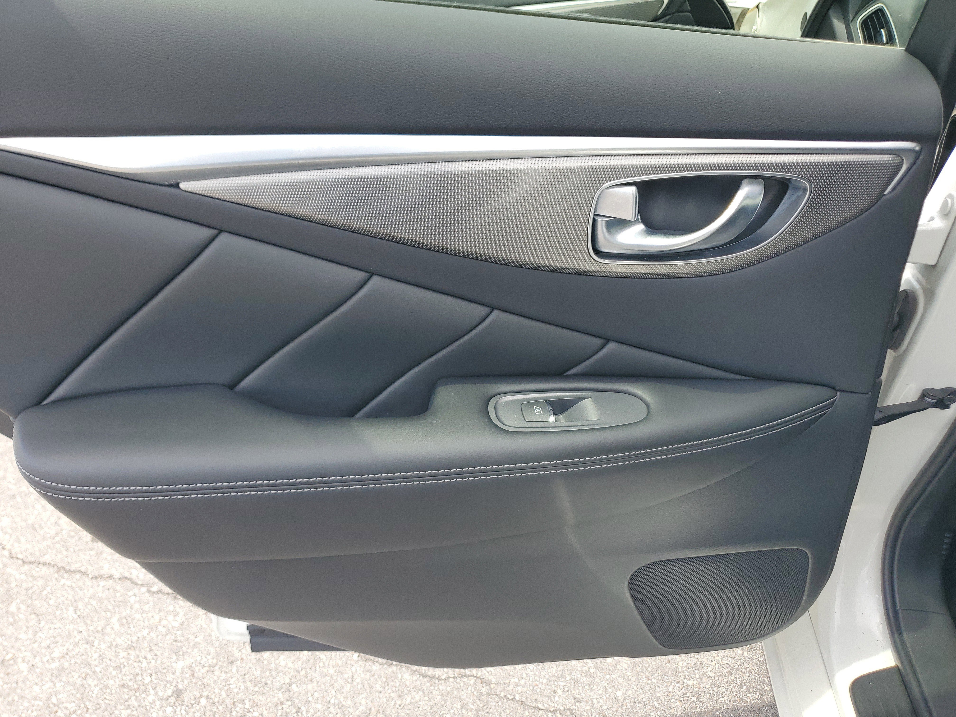 Used 2019 INFINITI Q50 Sport image 27