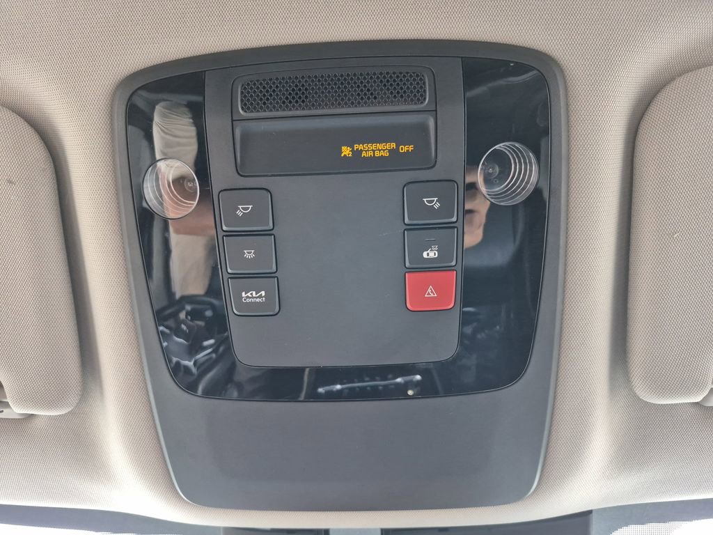 Certified 2023 Kia Carnival SX image 27