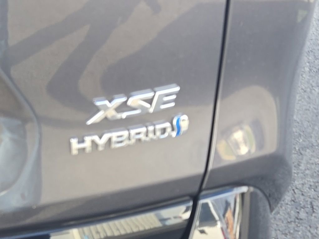 Used 2019 Toyota RAV4 XSE image 7