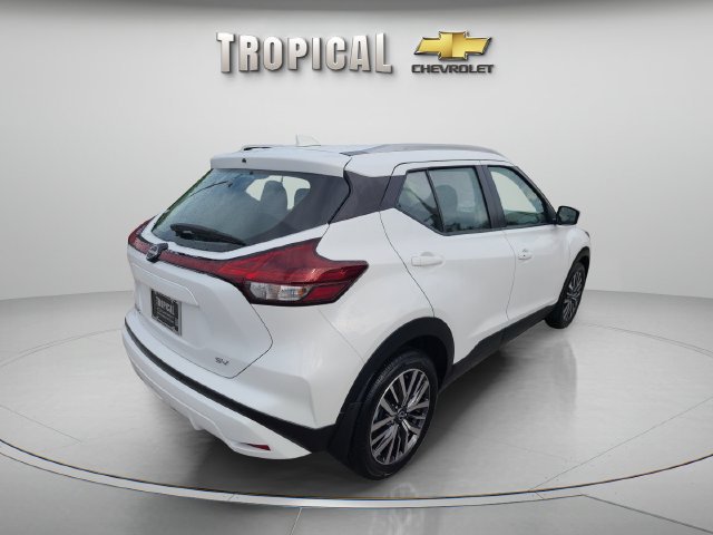 Used 2024 Nissan Kicks SV FWD image 5