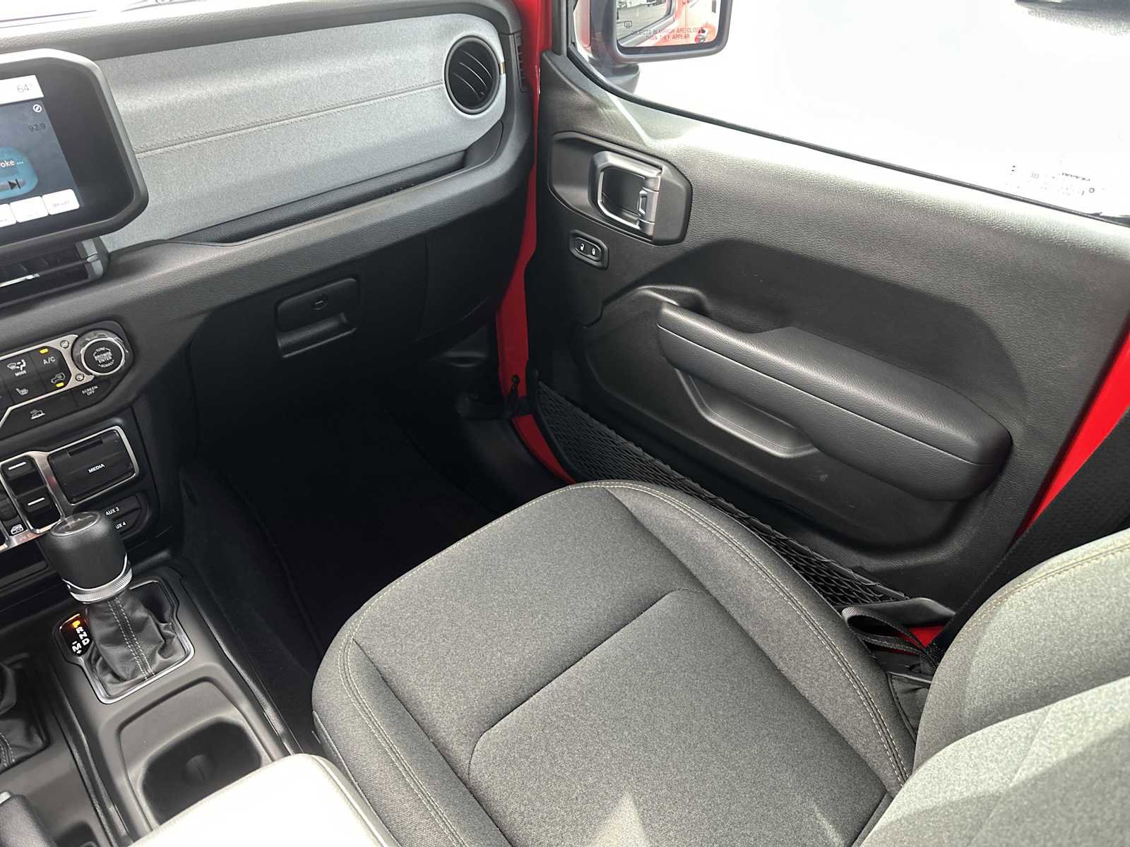 Used 2024 Jeep Gladiator Sport image 14