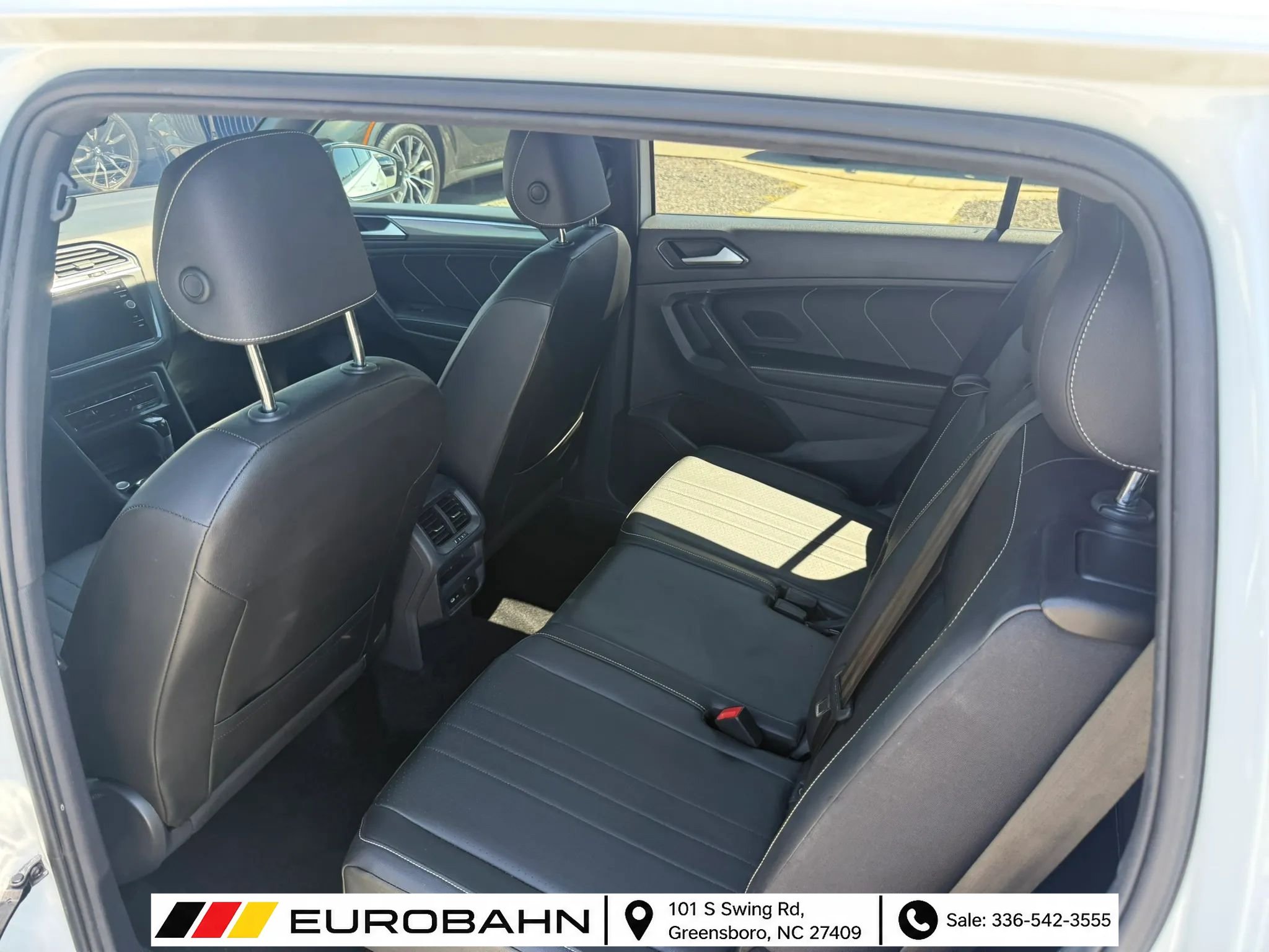Used 2022 Volkswagen Tiguan SE R-Line FWD image 13