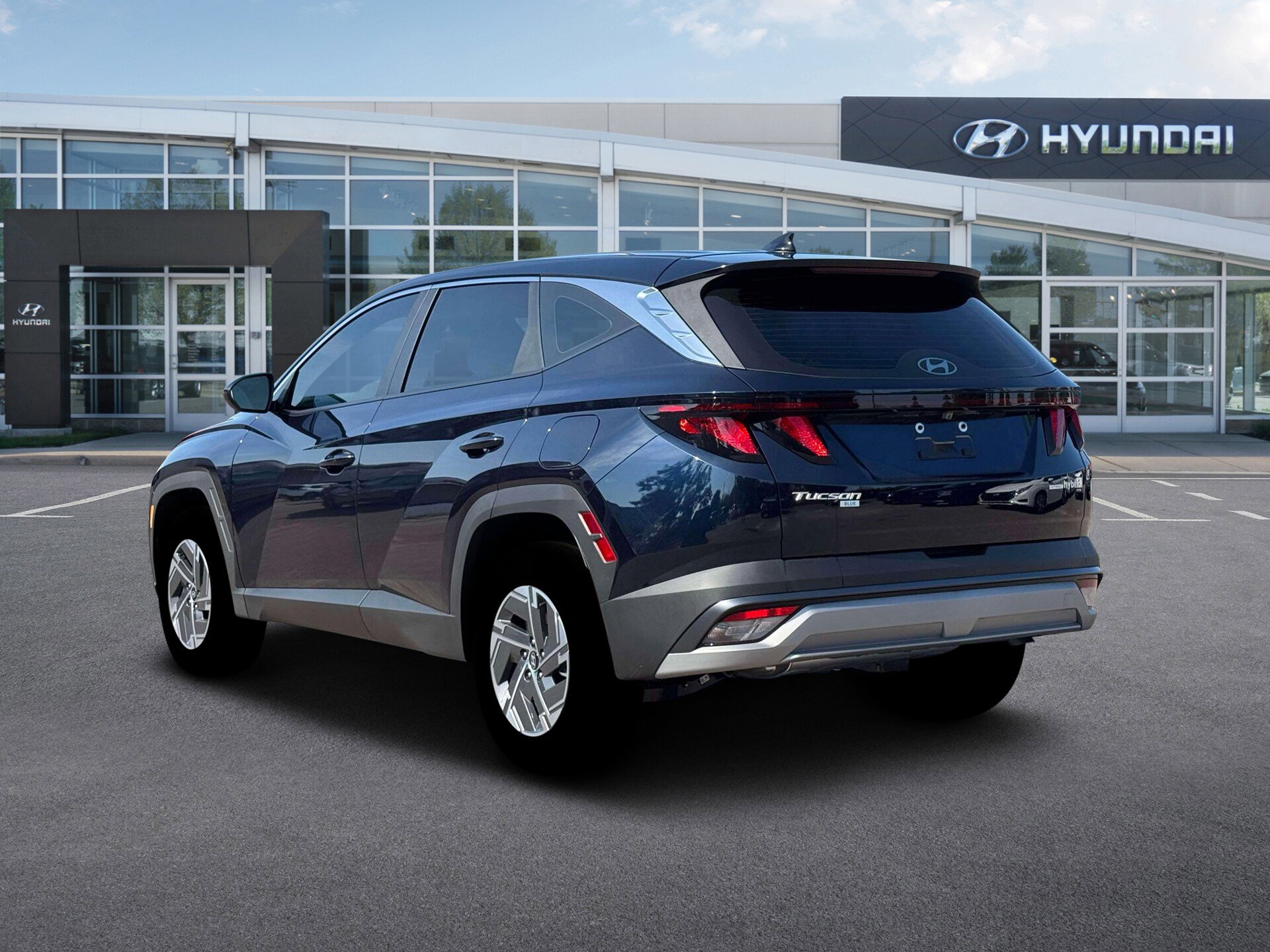 New 2026 Hyundai Tucson Blue SE AWD/4WD image 5