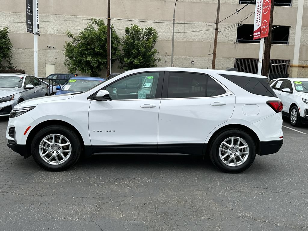 Used 2024 Chevrolet Equinox LT FWD image 3