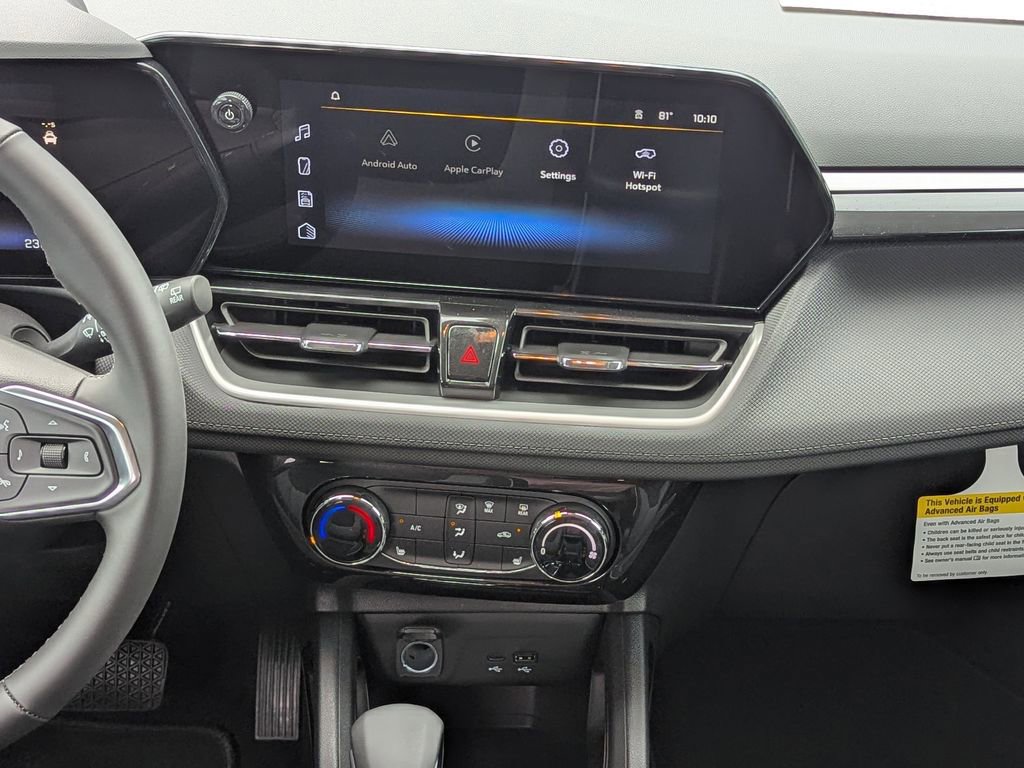 New 2026 Chevrolet TrailBlazer LT w/ LT Cold Weather Package FWD image 13