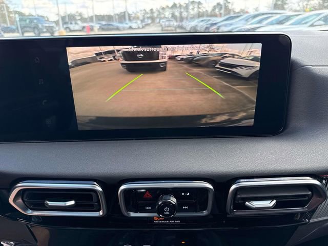 New 2026 Nissan Sentra SR w/ Floor Mat Package FWD image 29