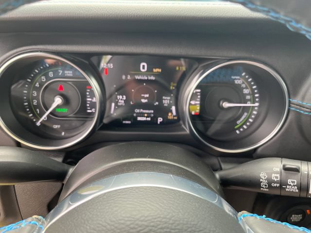 Used 2023 Jeep Wrangler Unlimited Rubicon 4xe w/ Cold Weather Group AWD/4WD image 15