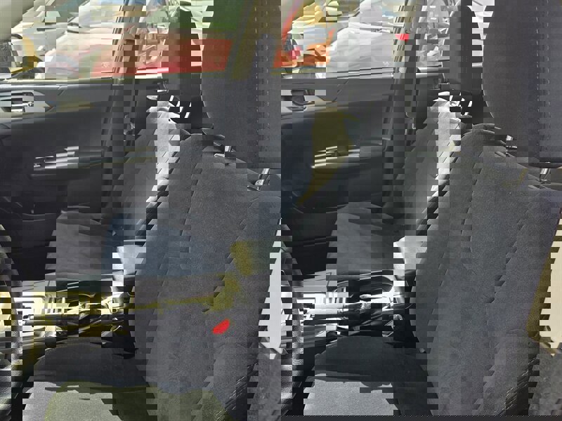 Used 2011 Subaru Impreza 2.5i image 11