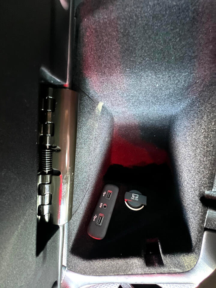 Used 2017 Dodge Challenger SRT Hellcat image 34