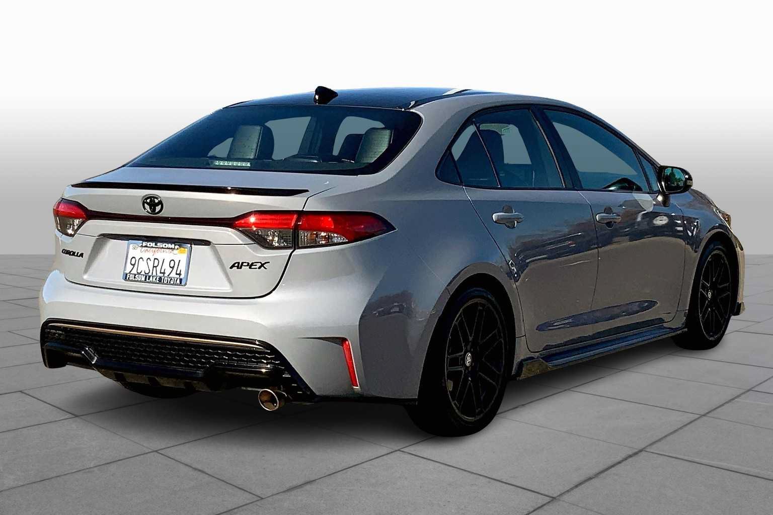 Used 2022 Toyota Corolla XSE w/ Carpet Mat Package (TMS) FWD image 12