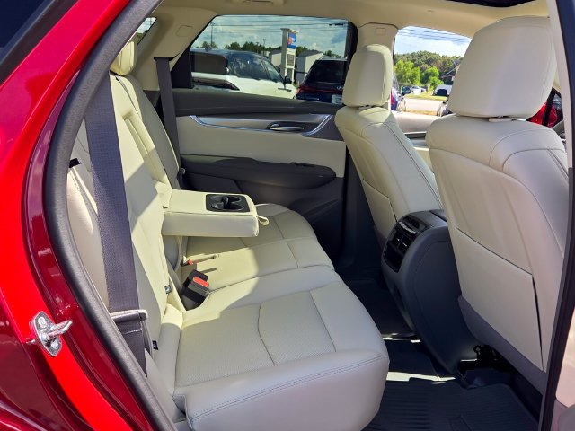 Used 2026 Cadillac XT5 Premium Luxury w/ Driver Assist Package FWD image 15