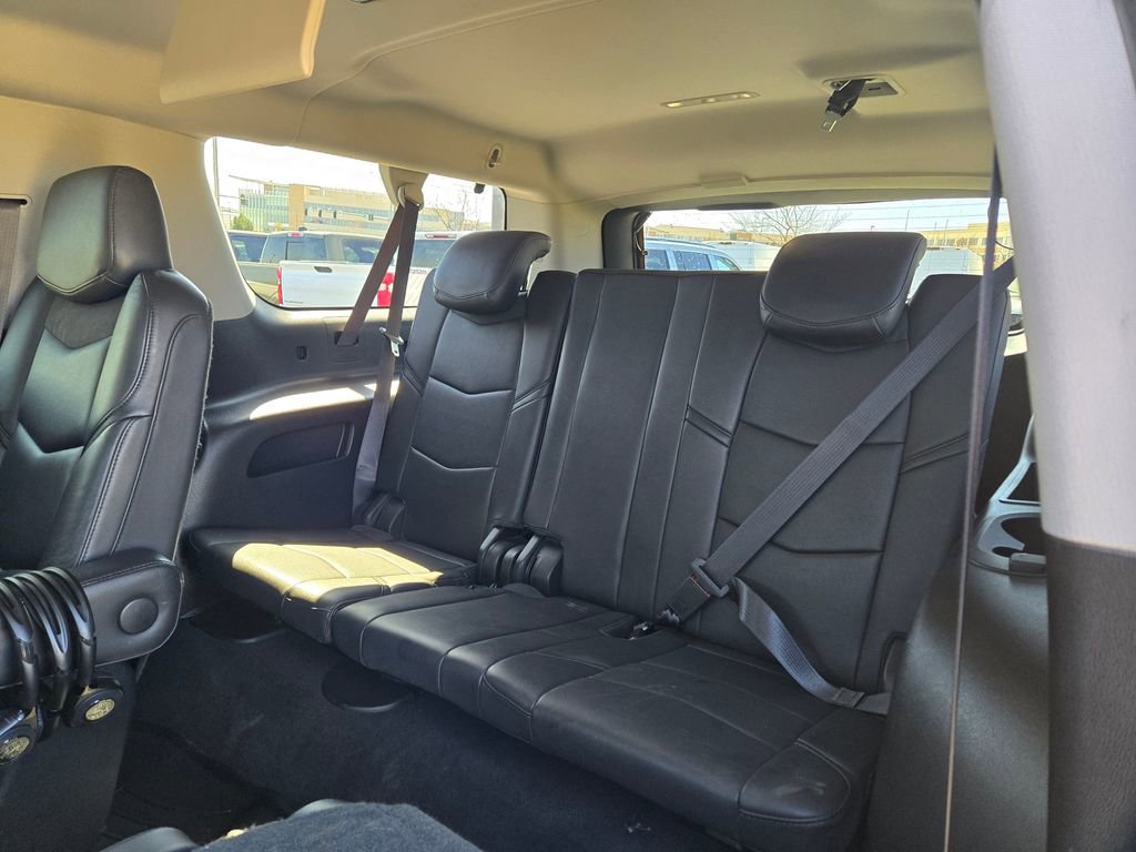 Used 2018 Cadillac Escalade ESV Premium Luxury image 33