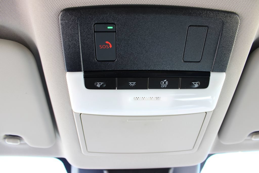 Used 2023 Nissan Rogue SV AWD/4WD image 26
