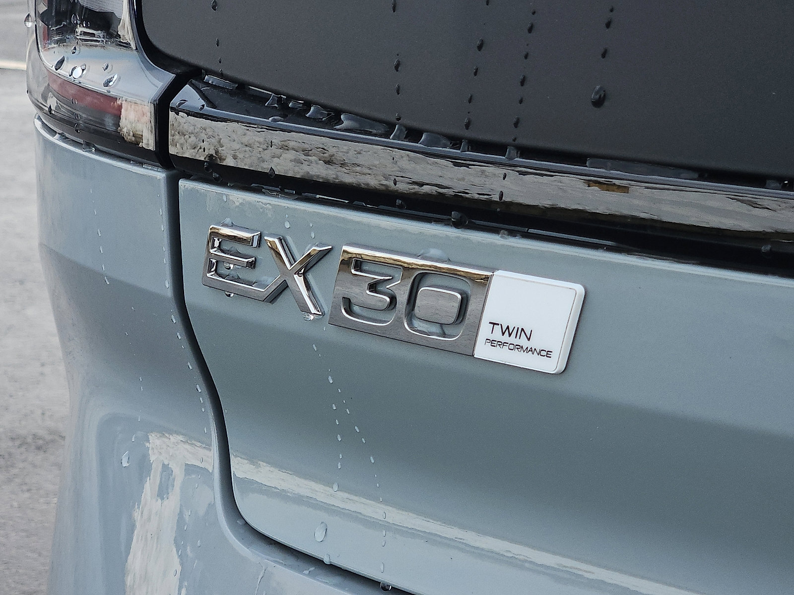 New 2026 Volvo EX30 Cross Country Ultra w/ Protection Package Premier AWD/4WD image 22