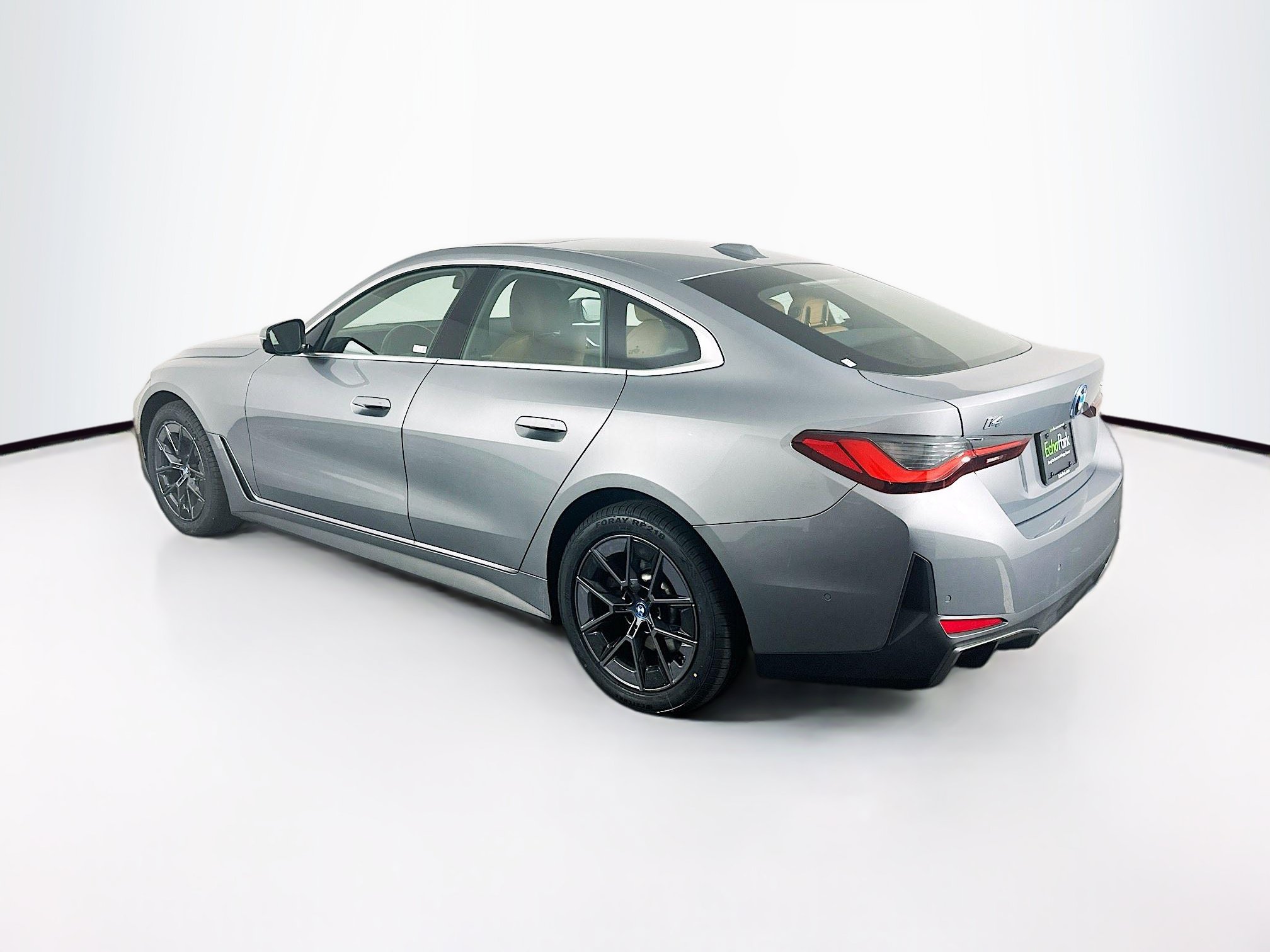 Used 2023 BMW i4 eDrive35 RWD image 5