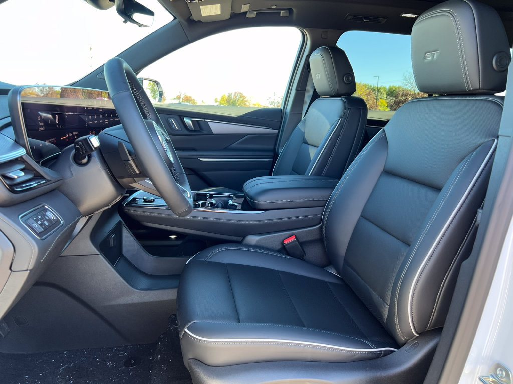 New 2027 Buick Enclave Sport Touring w/ Power Package AWD/4WD image 4