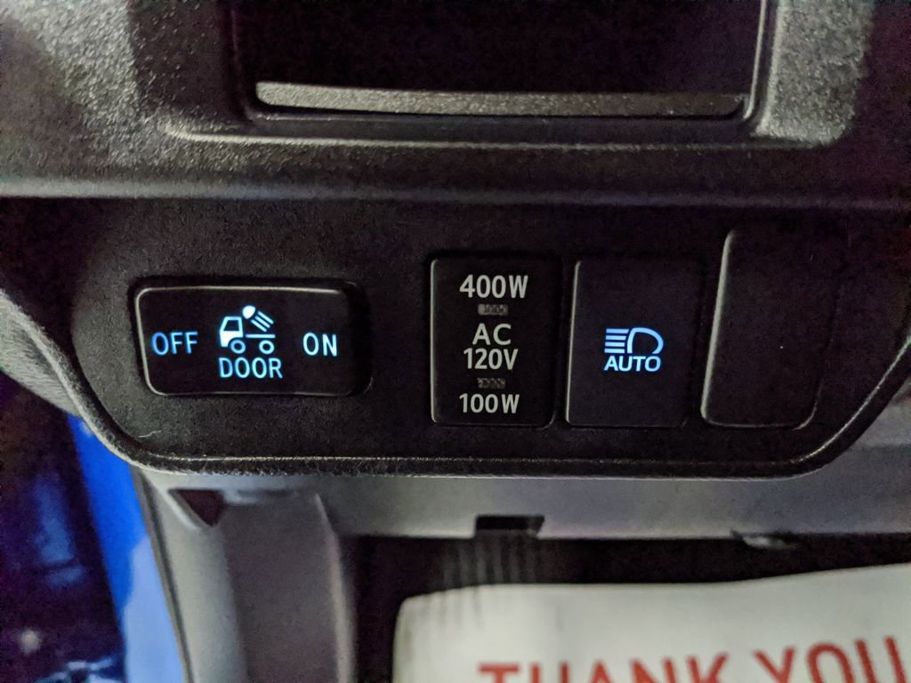 Used 2018 Toyota Tacoma TRD Sport image 20