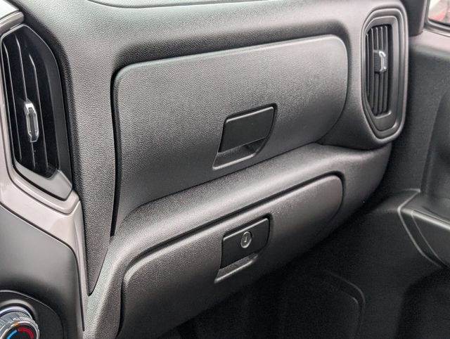 Used 2025 Chevrolet Silverado 1500 Custom Trail Boss w/ LPO, Dark Essentials Package image 27