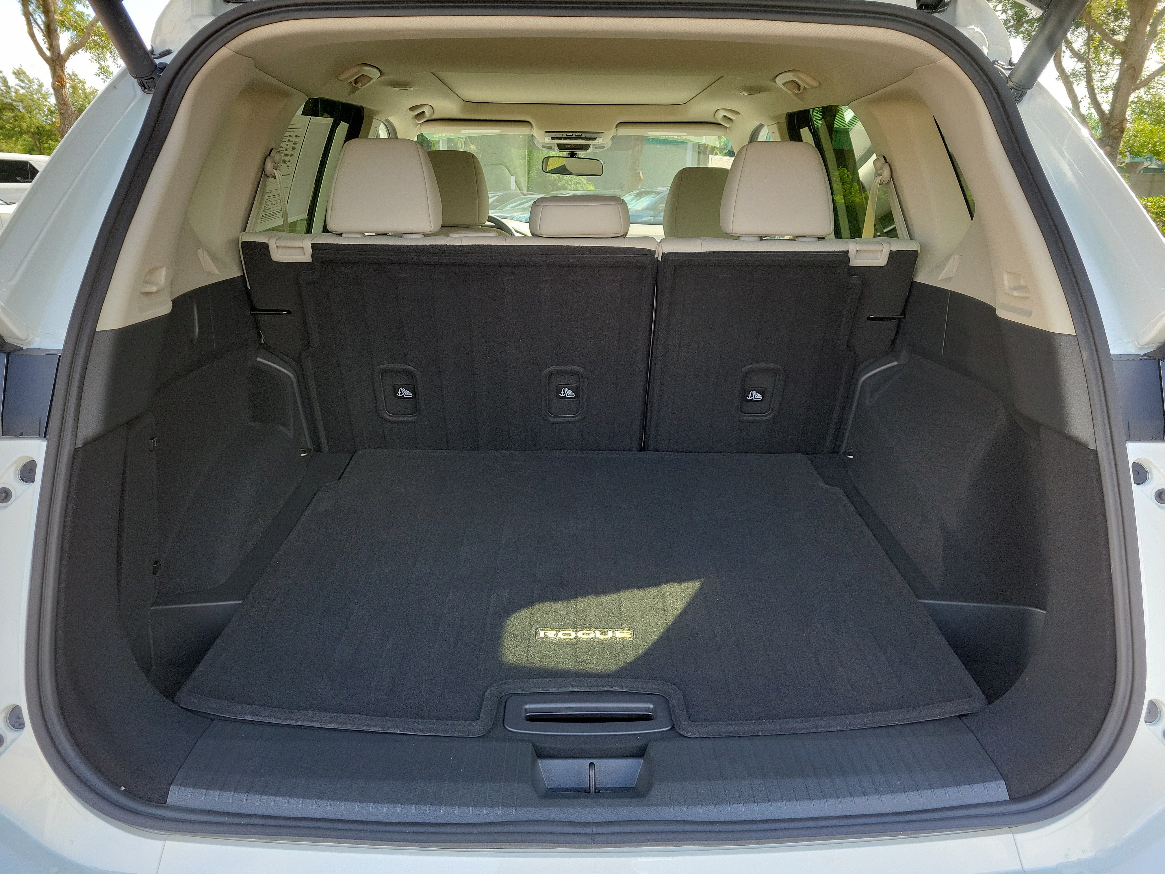 Certified 2026 Nissan Rogue Dark Armor AWD/4WD image 12