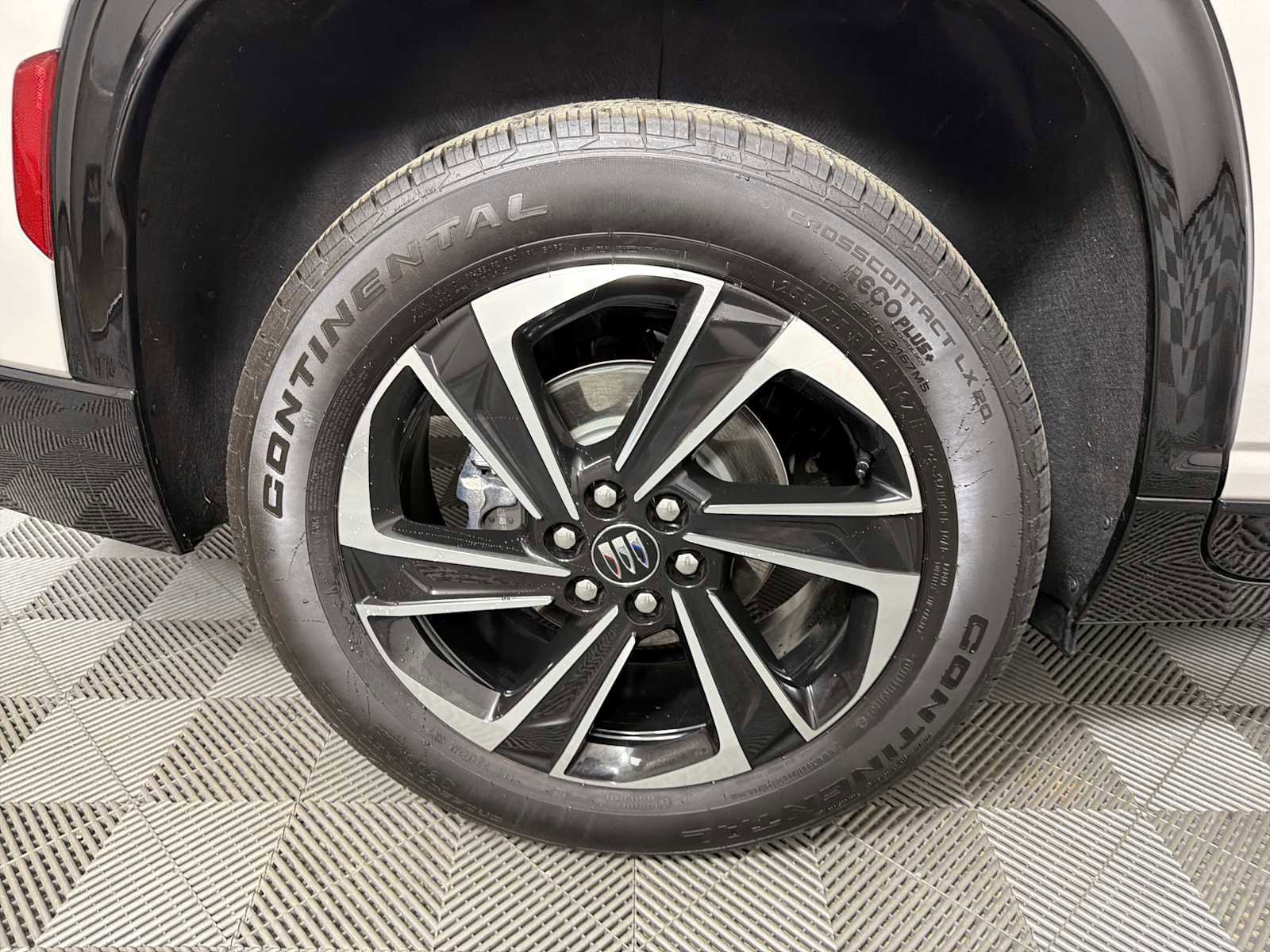 New 2026 Buick Enclave Sport Touring w/ Power Package image 16