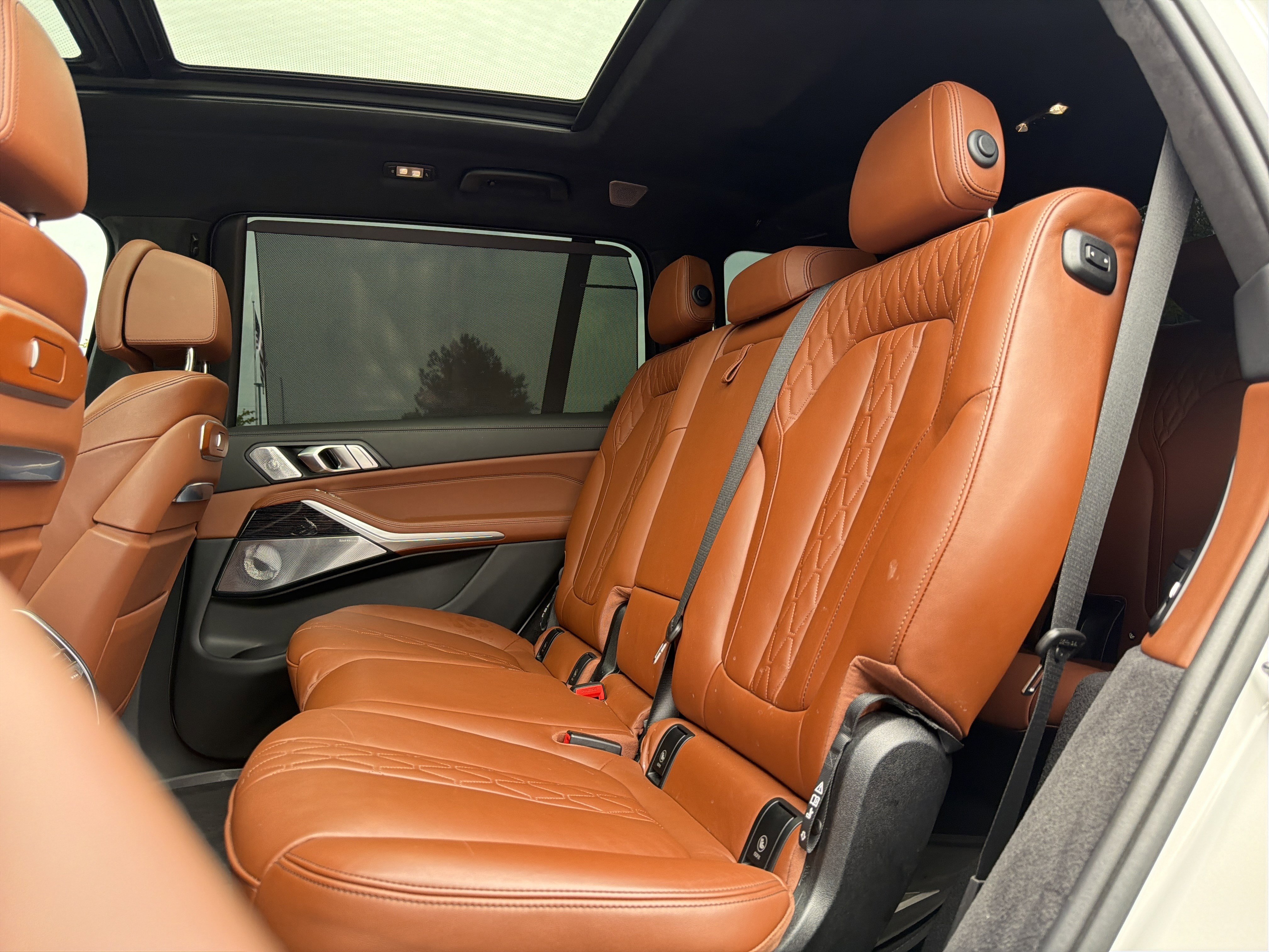 Used 2024 BMW X7 M60i w/ Executive Package AWD/4WD image 8